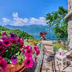 La Casetta Nel Bosco - Hot Tube, Sauna, Ac And Free Park
