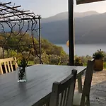 La Casetta Nel Bosco - Hot Tube, Sauna, Ac And Free Park *