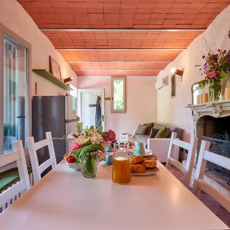 La Casetta Nel Bosco - Hot Tube And Sauna بيت للعطل *