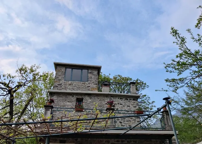 La Casetta Nel Bosco - Hot Tube And Sauna ليرنا