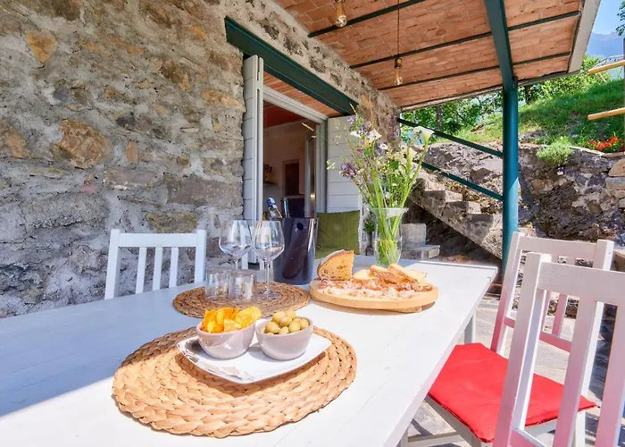 بيت للعطل La Casetta Nel Bosco - Hot Tube And Sauna